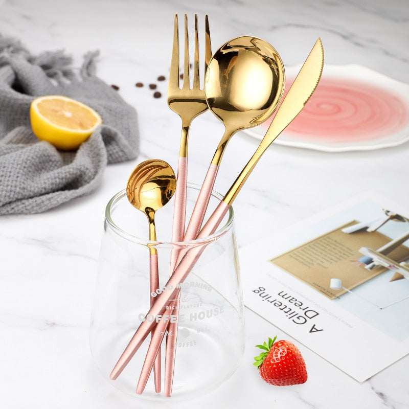 4-piece stainless steel two-tone flatware cutlery set usage example