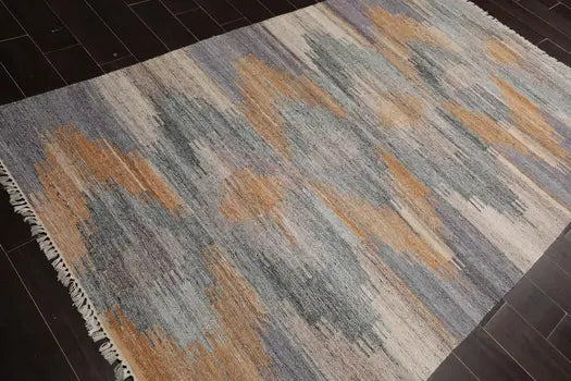 Handwoven kilim rug edge and weave