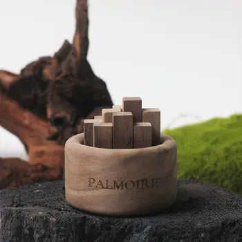 Passive aroma diffuser used on a tabletop