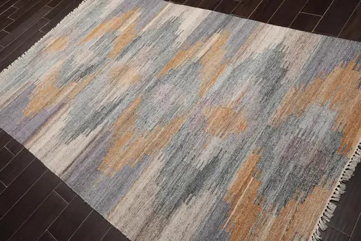 Gray recycled PET area rug detail